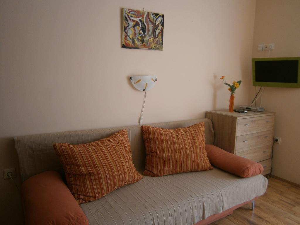 Barki Apartman Apartment Bük Екстериор снимка